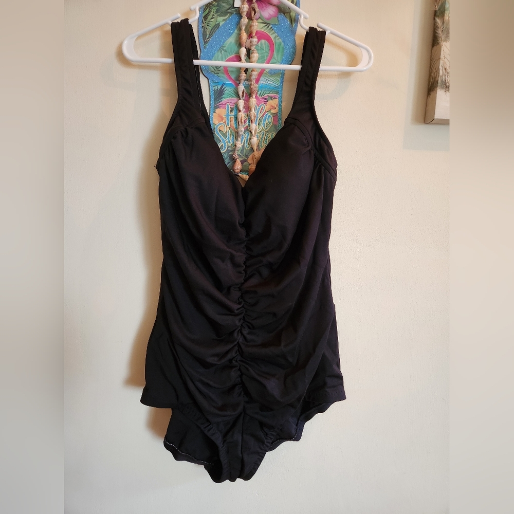Maxine Of Hollywood Plus Size One Piece Swimsuot 20W Black